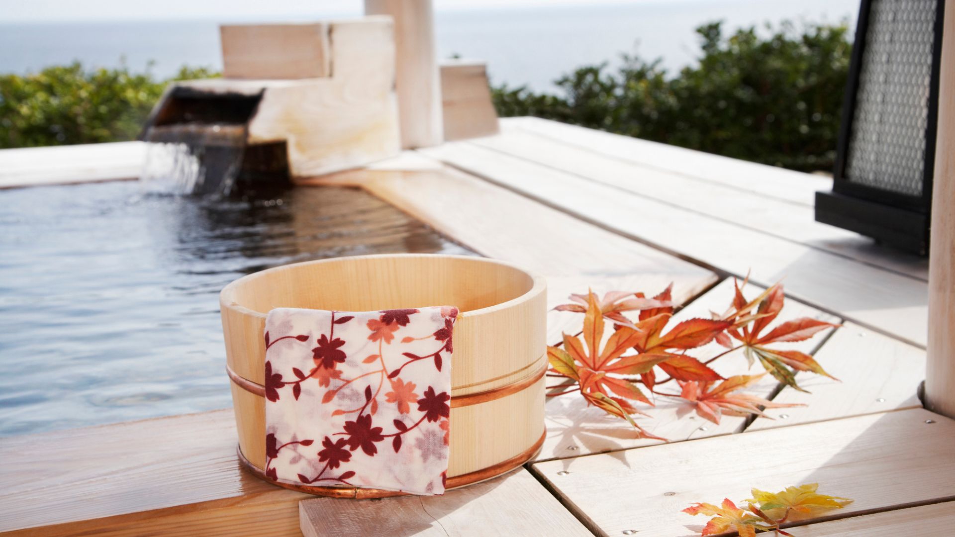 旅館リフォームの費用相場と成功のポイント｜コスト削減とデザイン戦略を解説のアイキャッチ