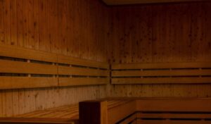 老人施設のミストサウナ導入ガイド｜快適で安全な温浴空間を実現する方法を解説のアイキャッチ