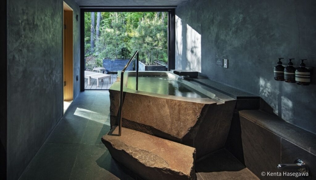 NOT A HOTEL KITAKARUIZAWA BASE 様